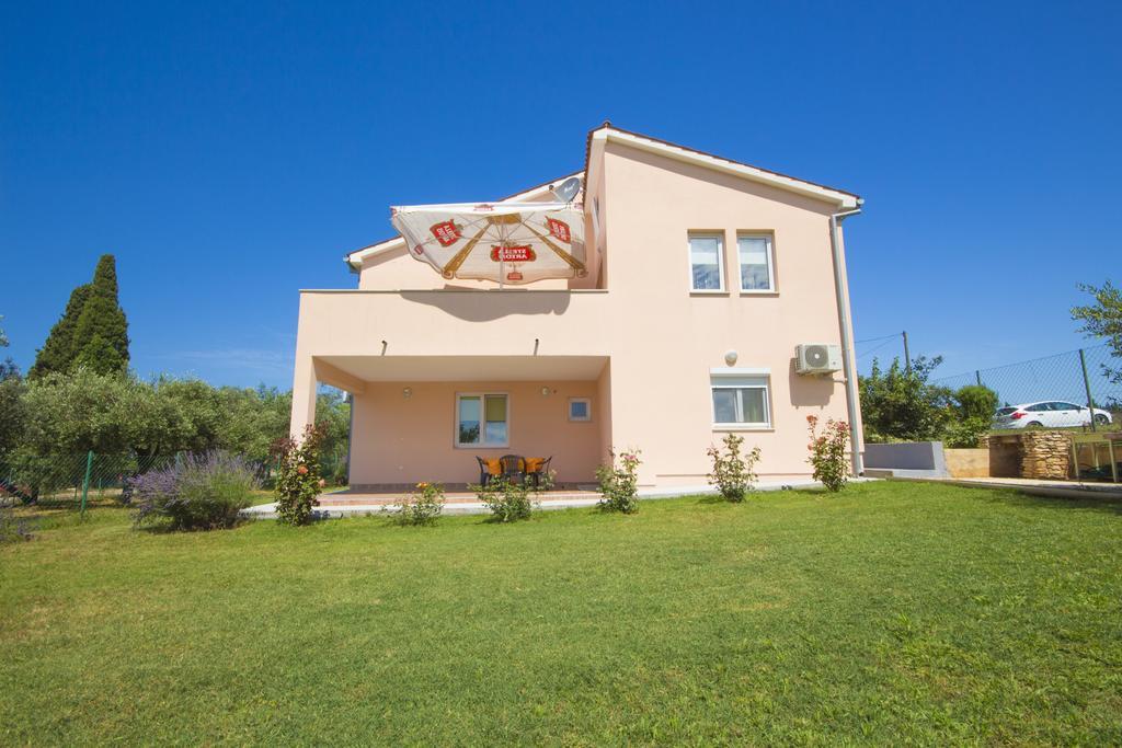 Pula Istria Apartments Εξωτερικό φωτογραφία